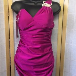 Atria Couture Magenta Dress size Med 1 shoulder